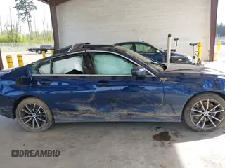 2019 BMW 3 Series 330i z VIN WBA5R1C51KAJ99658, wystawiony jako IAAI lot #42158041 z przebiegiem Nie podano mil oraz . Historia ofert i sprzedaży dostępna na DreamBid. Obrazek 12.