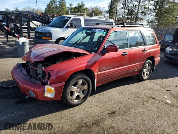 2001 Subaru Forester S w/Premium Pkg with VIN JF1SF65671H749135, listed as a Copart auction lot 83411494 with 200,879 mi miles and Salvage Title. Bid and sale history available at carsss.com. Image 1.