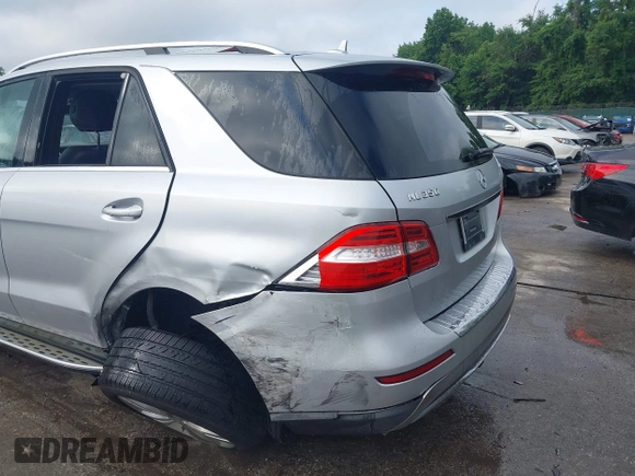 2013 Mercedes-Benz M 350 with VIN 4JGDA5HB4DA166924, listed as a IAAI auction lot 42370011 with 120,648 mi miles and . Bid and sale history available at DreamBid. Image 19.