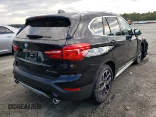2022 BMW X1 xDrive28i with VIN WBXJG9C09N5V48303, listed as a Copart auction lot 60215072 with 1,643 mi miles. Bid and sale history available at carsss.com. Image 4.