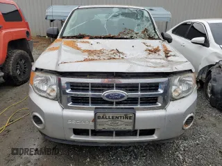 2009 Ford Escape XLS with VIN 1FMCU02779KB55136, listed as a Copart auction lot 81513864 with 108,906 mi miles and Salvage title. Bid and sale history available at DreamBid. Image 5.