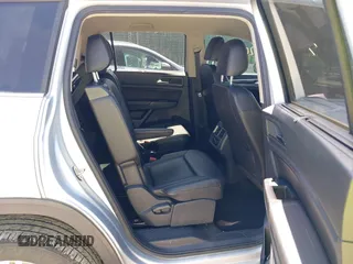2019 Volkswagen Atlas SE with VIN 1V2UR2CA7KC528108, listed as a IAAI auction lot 42045402 with 66,479 mi miles and . Bid and sale history available at DreamBid. Image 8.
