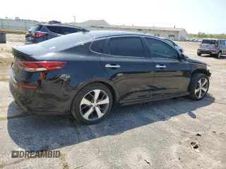 2020 Kia Optima LX z VIN 5XXGT4L35LG399462, wystawiony jako Copart lot #56368455 z przebiegiem 108 889 mil mil oraz Szkoda całkowita • Salvage title. Historia ofert i sprzedaży dostępna na DreamBid. Obrazek 3.