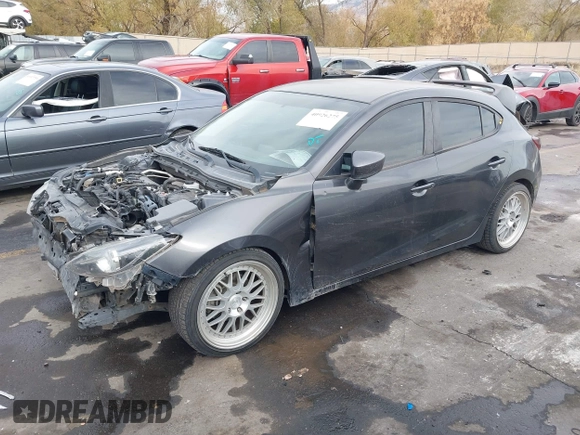 2014 Mazda 3 i Sport with VIN JM1BM1K72E1186770, listed as a IAAI auction lot 40926275 with 146,490 mi miles and . Bid and sale history available at carsss.com. Image 17.