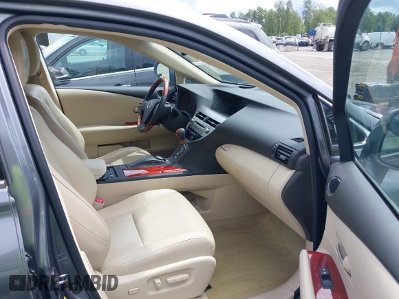 2012 Lexus RX 450h с VIN JTJBC1BA6C2050273, выставлен на аукционе IAAI как лот 42303105 с пробегом 76 773 миль миль и . История ставок и продаж доступна на DreamBid. Изображение 5.
