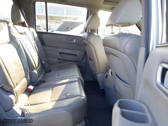 2012 Honda Pilot EX-L with VIN 5FNYF3H58CB038956, listed as a IAAI auction lot 41834286 with 176,093 mi miles. Bid and sale history available at carsss.com. Image 8.