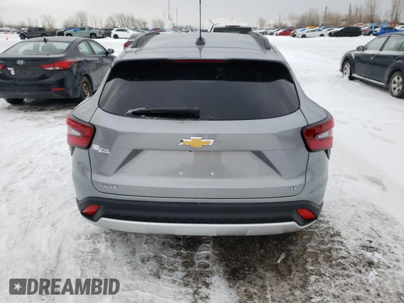 2025 Chevrolet Trax LT with VIN KL77LHE20SC084625, listed as a Copart auction lot 42224735 with 2,417 mi miles and Salvage Title. Bid and sale history available at carsss.com. Image 6.