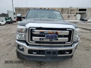 2011 Ford F-250 XL z VIN 1FT7W2B68BEB27949, wystawiony jako Copart lot #88403265 z przebiegiem 162 383 mil mil oraz Szkoda całkowita • Salvage title. Historia ofert i sprzedaży dostępna na DreamBid. Obrazek 5.