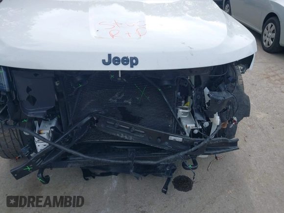 2019 Jeep Grand Cherokee Upland with VIN 1C4RJFAG8KC541396, listed as a IAAI auction lot 42217719 with 72,466 mi miles and . Bid and sale history available at DreamBid. Image 6.