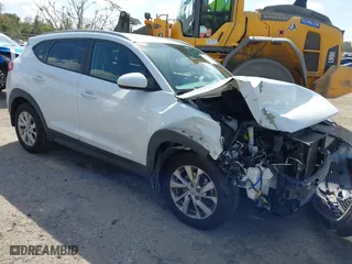 2019 Hyundai Tucson Value with VIN KM8J33A43KU065995, listed as a IAAI auction lot 41720471 with 95,732 mi miles. Bid and sale history available at carsss.com. Image 1.