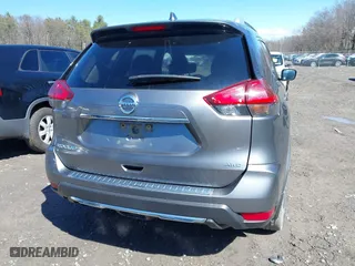 2017 Nissan Rogue SL with VIN JN8AT2MV0HW279217, listed as a IAAI auction lot 41797693 with 245,727 mi miles. Bid and sale history available at carsss.com. Image 16.
