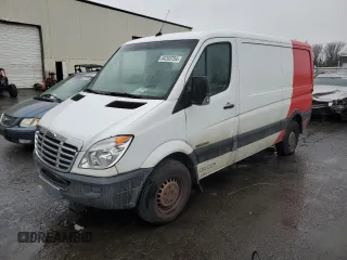 2008 Freightliner Sprinter with VIN WDYPE745285235520, listed as a Copart auction lot 84203754 with 252,502 mi miles and Salvage Title. Bid and sale history available at DreamBid. Image 1.
