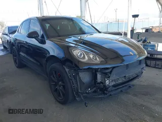 2015 Porsche Macan S with VIN WP1AB2A58FLB51761, listed as a IAAI auction lot 41881994 with 45,540 mi miles. Bid and sale history available at carsss.com. Image 1.