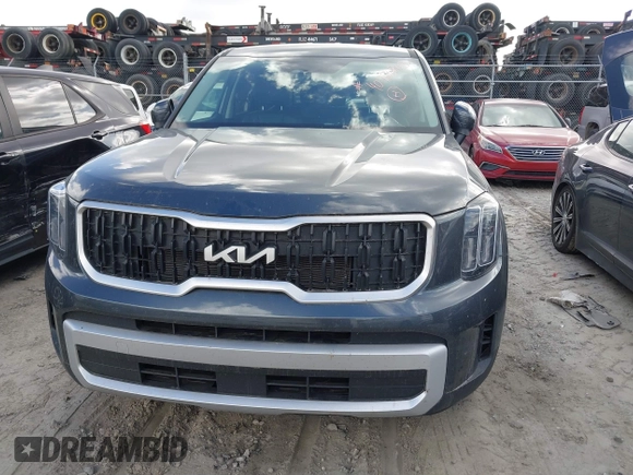 2024 Kia Telluride LX z VIN 5XYP24GC4RG542225, wystawiony jako IAAI lot #40726805 z przebiegiem 9 285 mil mil oraz . Historia ofert i sprzedaży dostępna na DreamBid. Obrazek 12.