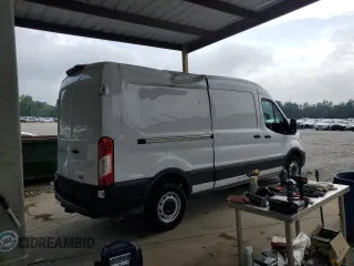 2022 Ford Transit Cargo with VIN 1FTBR1C8XNKA05854, listed as a Copart auction lot 57170555 with 119,996 mi miles and Salvage title. Bid and sale history available at DreamBid. Image 3.