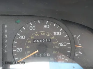 1996 Toyota Camry DX z VIN JT2BG12K0T0347950, wystawiony jako IAAI lot #42248890 z przebiegiem 264 017 mil mil oraz . Historia ofert i sprzedaży dostępna na DreamBid. Obrazek 7.