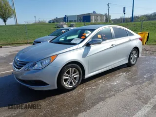 2014 Hyundai Sonata GLS with VIN 5NPEB4AC4EH897513, listed as a IAAI auction lot 41953553 with 209,502 mi miles and . Bid and sale history available at DreamBid. Image 2.