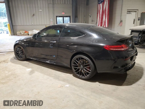 2019 Mercedes-Benz C 63 S AMG z VIN WDDWJ8HB7KF868420, wystawiony jako Copart lot #68820483 z przebiegiem 29 520 mil mil oraz . Historia ofert i sprzedaży dostępna na DreamBid. Obrazek 2.