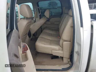 2009 Chevrolet Silverado 1500 with VIN 3GCEC33J79G169282, listed as a IAAI auction lot 41387505 with 243,182 mi miles and . Bid and sale history available at DreamBid. Image 8.