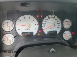 2002 Dodge 1500 z VIN 1D7HA16K52J214340, wystawiony jako Copart lot #61158705 z przebiegiem 279 568 mil mil oraz Szkoda całkowita • Salvage title. Historia ofert i sprzedaży dostępna na DreamBid. Obrazek 9.