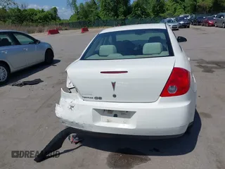 2008 Pontiac G6 1SV Value Leader z VIN 1G2ZF57B184150315, wystawiony jako IAAI lot #42155646 z przebiegiem 350 654 mil mil oraz . Historia ofert i sprzedaży dostępna na DreamBid. Obrazek 16.