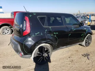 2015 Kia Soul with VIN KNDJN2A2XF7812617, listed as a Copart auction lot 73328084 with 137,781 mi miles and Salvage Title. Bid and sale history available at carsss.com. Image 3.
