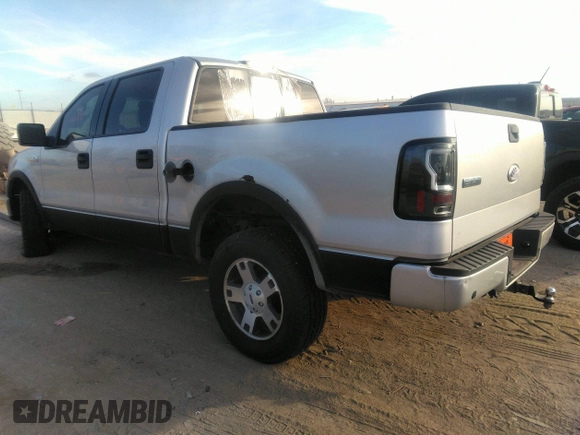 2006 Ford F-150 XLT with VIN 1FTPW14536FA32620, listed as a IAAI auction lot 40954768 with 194,303 mi miles. Bid and sale history available at carsss.com. Image 20.