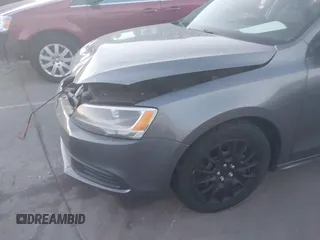 2011 Volkswagen Jetta SE с VIN 3VWBX7AJ2BM108055, выставлен на аукционе IAAI как лот 41859245 с пробегом 150 157 миль миль и . История ставок и продаж доступна на DreamBid. Изображение 13.