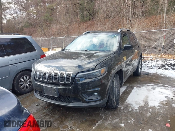 2019 Jeep Cherokee Altitude with VIN 1C4PJMLB0KD319703, listed as a IAAI auction lot 41524781 with 181,625 mi miles and . Bid and sale history available at DreamBid. Image 12.