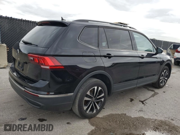 2022 Volkswagen Tiguan S with VIN 3VV1B7AX7NM111380, listed as a Copart auction lot 62717785 with 169,366 mi miles and Clean title. Bid and sale history available at DreamBid. Image 3.