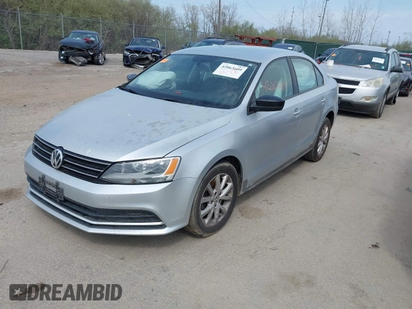 2015 Volkswagen Jetta Sedan 1.8T SE with VIN 3VWD17AJ0FM229540, listed as a IAAI auction lot 42063609 with 117,981 mi miles. Bid and sale history available at carsss.com. Image 2.