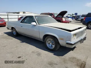 1986 Chevrolet El Camino z VIN 3GCCW80Z7GS913852, wystawiony jako Copart lot #63443454 z przebiegiem 40 235 mil mil oraz Szkody całkowita. Historia ofert i sprzedaży dostępna na DreamBid. Obrazek 4.