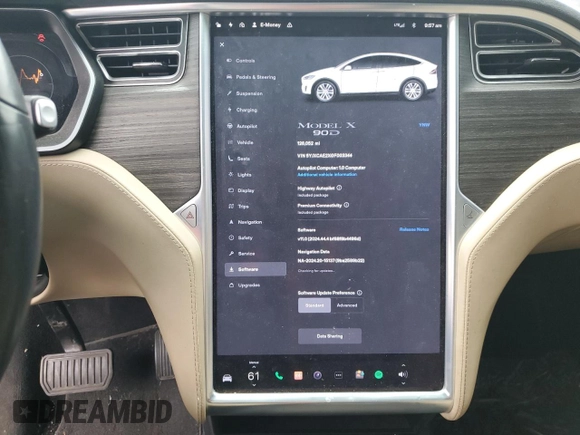 2016 Tesla Model X 70D z VIN 5YJXCAE2XGF003344, wystawiony jako Copart lot #53123305 z przebiegiem 126 052 mil mil oraz Szkody całkowita. Historia ofert i sprzedaży dostępna na DreamBid. Obrazek 9.