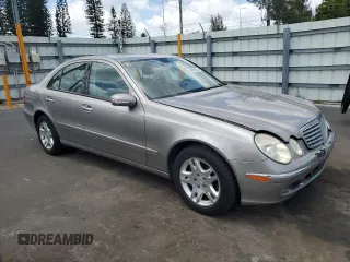 2005 Mercedes-Benz E 320 with VIN WDBUF82J85X179437, listed as a Copart auction lot 53839305 with 165,822 mi miles and Salvage Title. Bid and sale history available at DreamBid. Image 4.