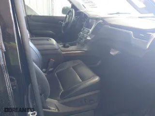2020 Chevrolet Tahoe LT with VIN 1GNSKBKC7LR286118, listed as a IAAI auction lot 41581101 with 92,945 mi miles. Bid and sale history available at carsss.com. Image 5.