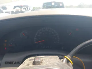 1999 Ford F-150 с VIN 1FTRX17W8XNB26591, выставлен на аукционе IAAI как лот 42607224 с пробегом Не указан миль и . История ставок и продаж доступна на DreamBid. Изображение 7.
