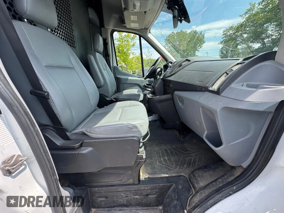 2018 Ford Transit with VIN 1FTYR2CM3JKA09753, listed as a Copart auction lot 66769315 with 108,521 mi miles and Clean title. Bid and sale history available at DreamBid. Image 5.