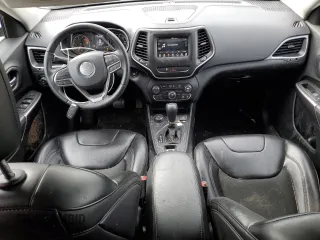 2019 Jeep Cherokee Latitude Plus with VIN 1C4PJMLX2KD422696, listed as a Copart auction lot 50888725 with 72,737 mi miles and Salvage Title. Bid and sale history available at DreamBid. Image 8.