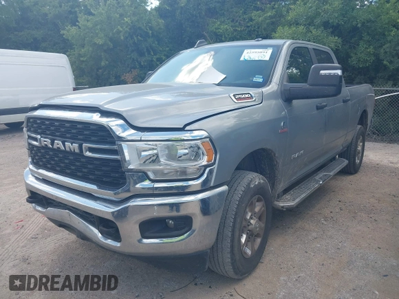 2024 Ram 2500 Big Horn z VIN 3C6UR5DL1RG336569, wystawiony jako IAAI lot #42595091 z przebiegiem 30 453 mil mil oraz . Historia ofert i sprzedaży dostępna na DreamBid. Obrazek 17.