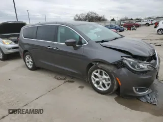 2018 Chrysler Pacifica Touring Plus with VIN 2C4RC1FG9JR102073, listed as a Copart auction lot 48063515 with 86,872 mi miles and Salvage Title. Bid and sale history available at DreamBid. Image 4.