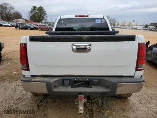 2008 GMC Sierra 1500 Work Truck with VIN 2GTEK13M181238671, listed as a Copart auction lot 44371275 with 147,931 mi miles and Salvage Title. Bid and sale history available at carsss.com. Image 6.
