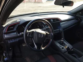 2020 Honda Civic Si z VIN 2HGFC1E57LH700157, wystawiony jako IAAI lot #41935665 z przebiegiem Nie podano mil oraz . Historia ofert i sprzedaży dostępna na DreamBid. Obrazek 16.