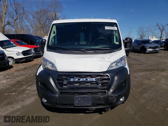 2024 Ram ProMaster Cargo with VIN 3C6LRVVG8RE145742, listed as a Copart auction lot 47424705 with 4,576 mi miles and Salvage Title. Bid and sale history available at DreamBid. Image 5.