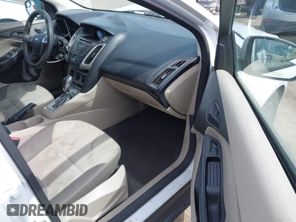 2012 Ford Focus SE с VIN 1FAHP3F2XCL121264, выставлен на аукционе IAAI как лот 42243139 с пробегом 189 442 миль миль и . История ставок и продаж доступна на DreamBid. Изображение 5.