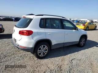 2017 Volkswagen Tiguan S z VIN WVGAV7AX6HK016340, wystawiony jako Copart lot #52073245 z przebiegiem 175 069 mil mil oraz Tytuł czysty. Historia ofert i sprzedaży dostępna na DreamBid. Obrazek 3.