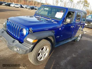2020 Jeep Wrangler Unlimited Sport S with VIN 1C4HJXDN0LW140324, listed as a IAAI auction lot 41517030 with 53942 miles. Bid and sale history available at carsss.com. Image 17.