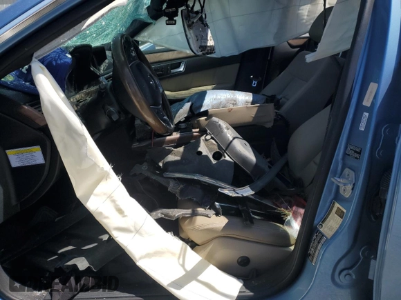 2012 Mercedes-Benz E 350 Luxury with VIN WDDHF5KB0CA647399, listed as a Copart auction lot 53470335 with Not provided miles and Salvage title. Bid and sale history available at DreamBid. Image 7.