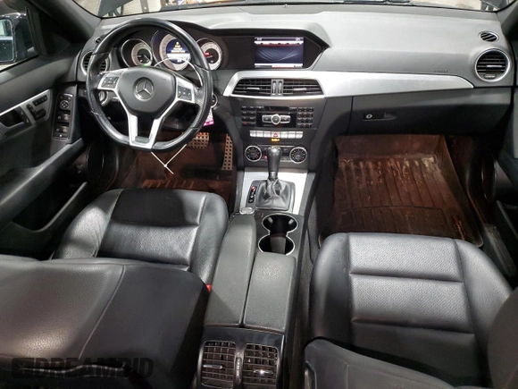 2014 Mercedes-Benz C 300 Sport with VIN WDDGF8AB7ER321568, listed as a Copart auction lot 54404215 with 88,313 mi miles and Salvage Title. Bid and sale history available at DreamBid. Image 8.