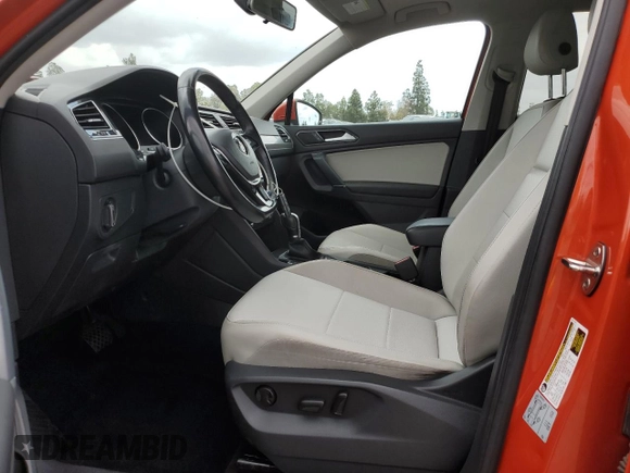 2018 Volkswagen Tiguan SEL with VIN 3VV3B7AX8JM083219, listed as a Copart auction lot 54275945 with 59,780 mi miles and Salvage title. Bid and sale history available at DreamBid. Image 7.