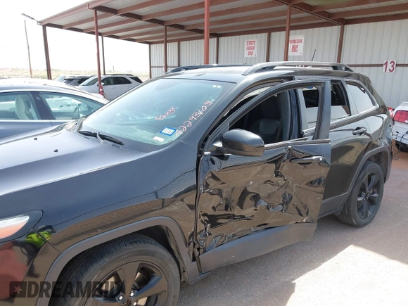 2018 Jeep Cherokee Latitude Tech Connect с VIN 1C4PJLCB7JD543091, выставлен на аукционе IAAI как лот 42293103 с пробегом 137 349 миль миль и . История ставок и продаж доступна на DreamBid. Изображение 6.